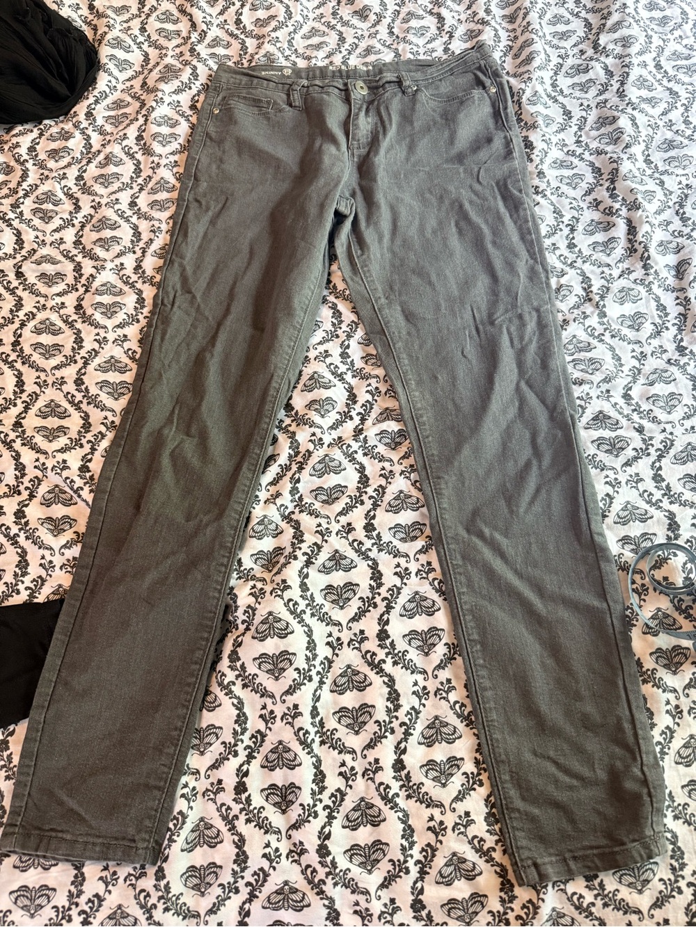 Grey Stretchy Skinny Jeans Sz 9/10
